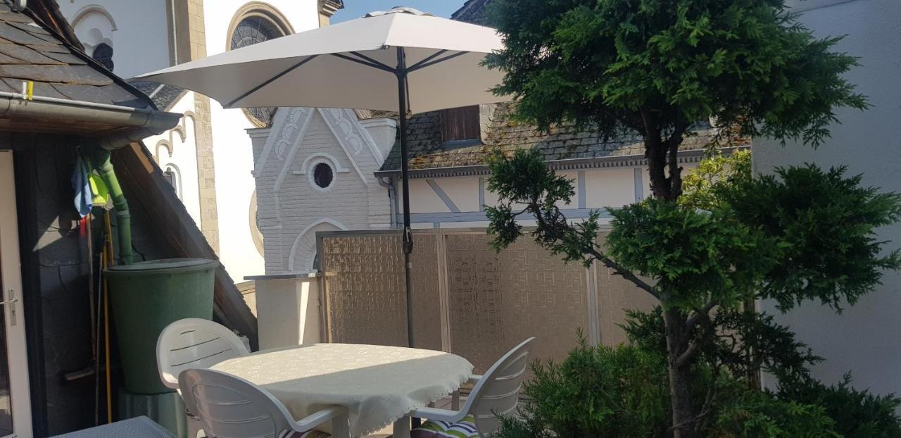 Penthouse Im Historischen Fachwerkhaus Mit Grosser Dachterrasse An Zentralster Lage Boppard Kültér fotó